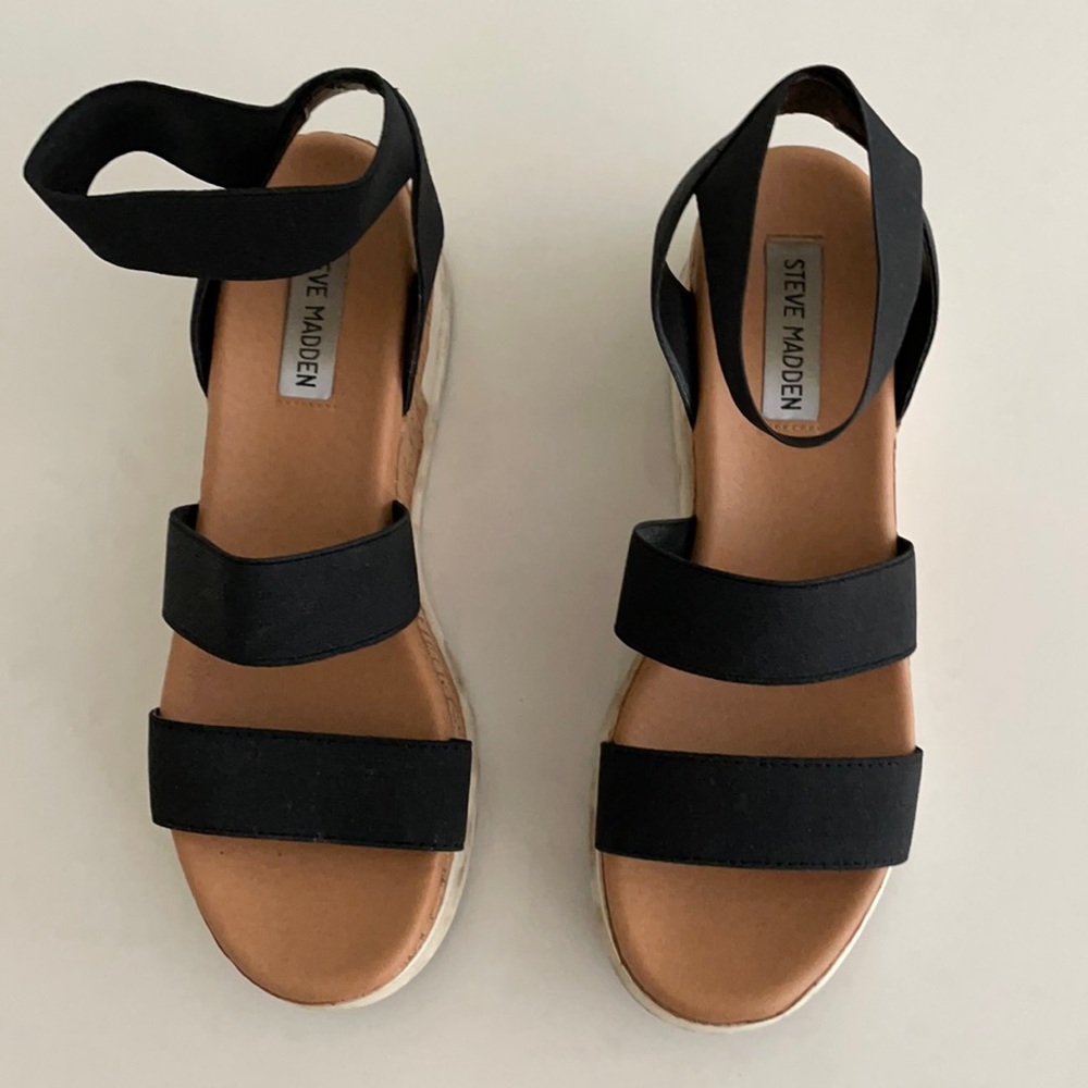 STEVE MADDEN sandals